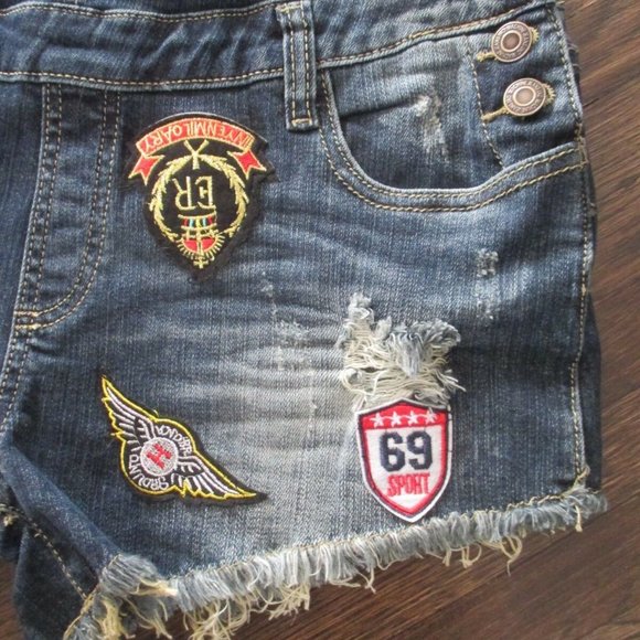 NWT MACHINE NOUVELLE MODE Dark Wash Patches Raw Hem Short Denim Overalls - Picture 8 of 10